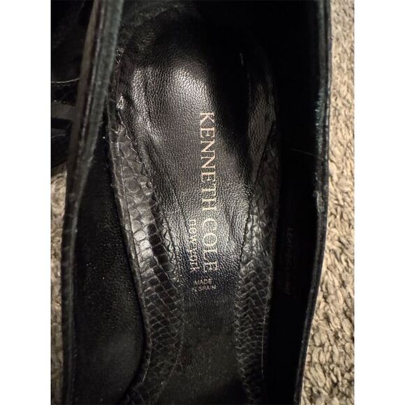 Kenneth Cole New York Women's Black Snake Print Peep Toe Pumps Size 8 - Picture 11 of 12
